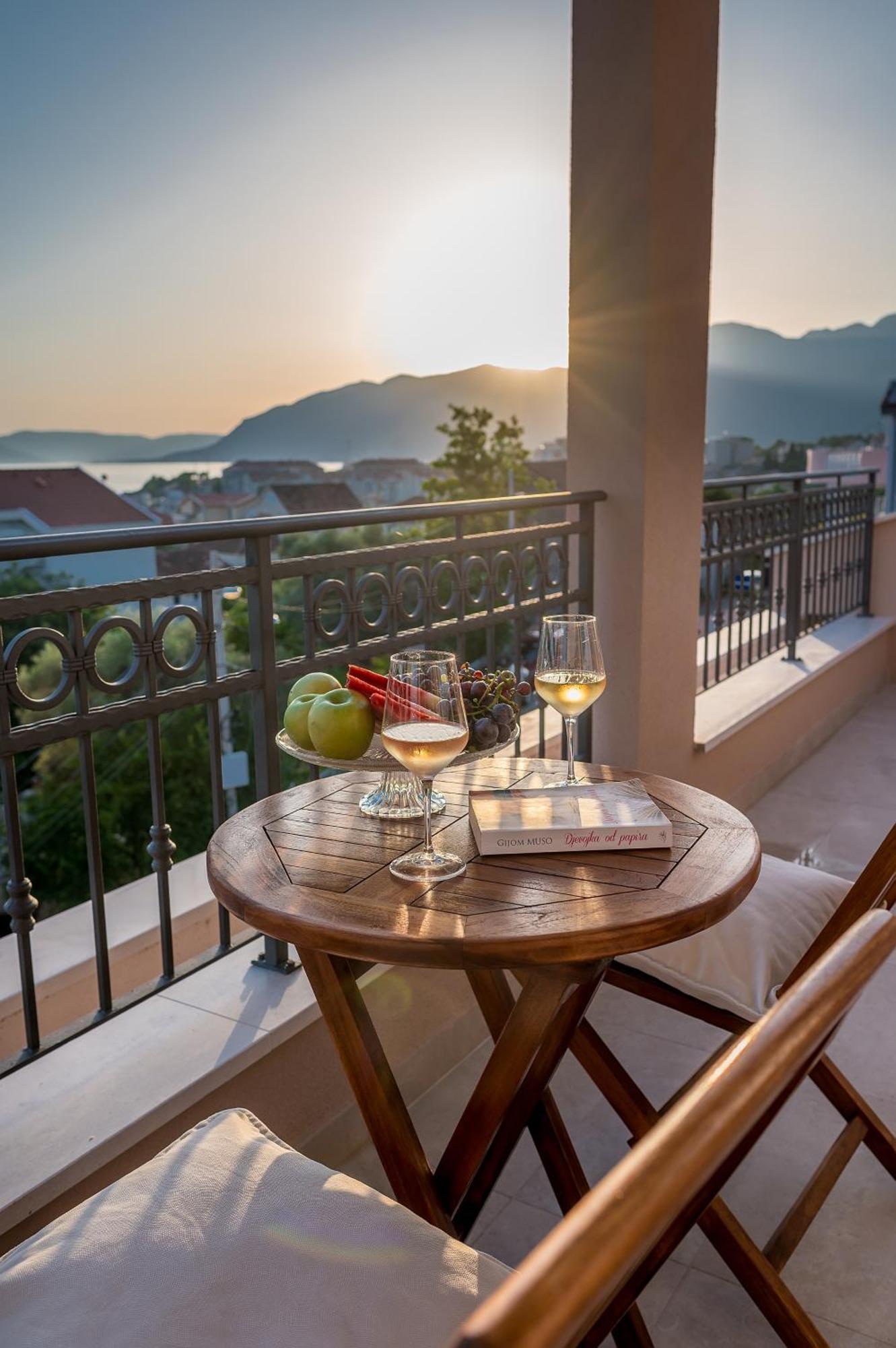 Luxury Apartments Ivanovic Tivat Zewnętrze zdjęcie