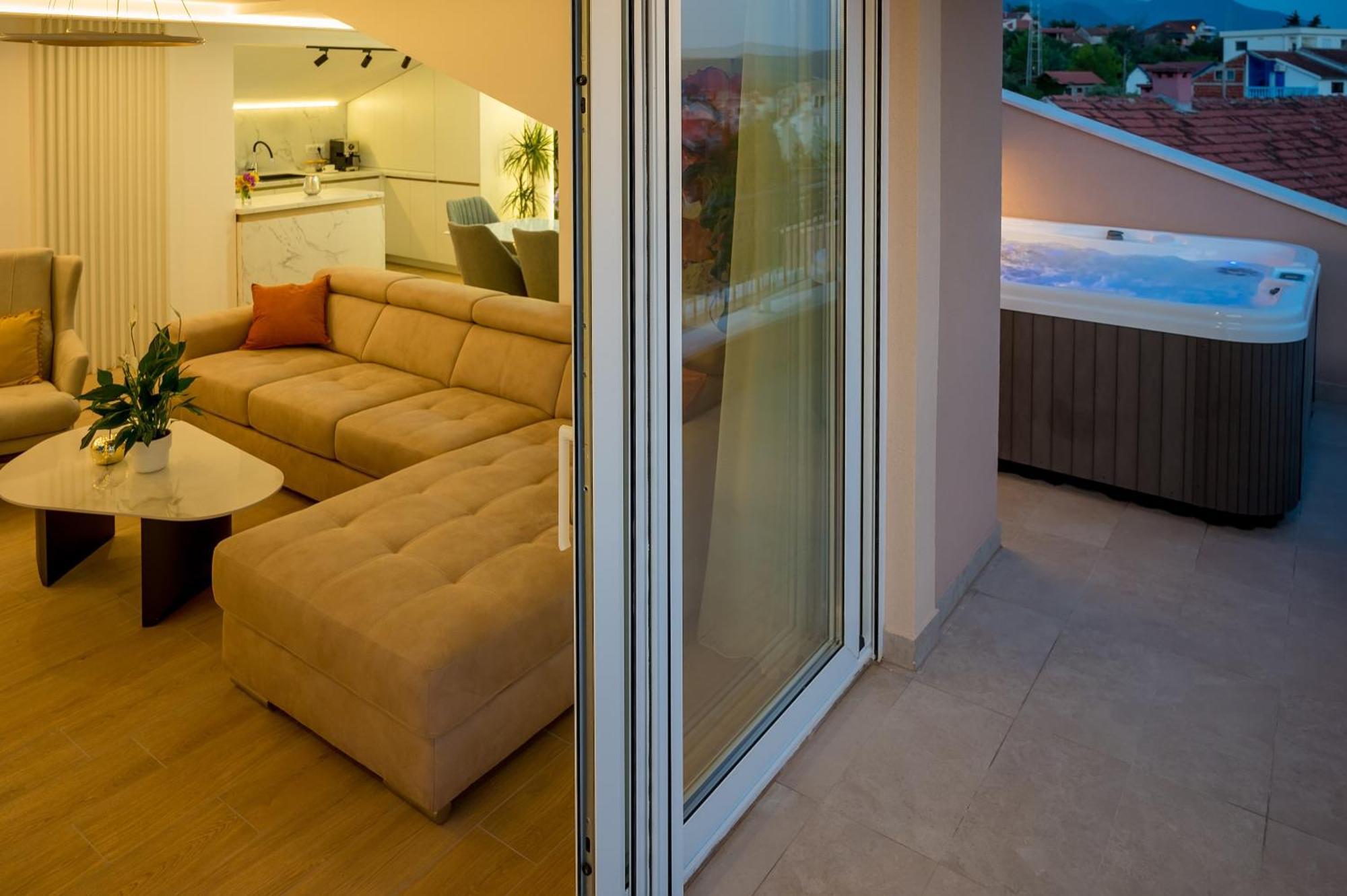 Luxury Apartments Ivanovic Tivat Zewnętrze zdjęcie