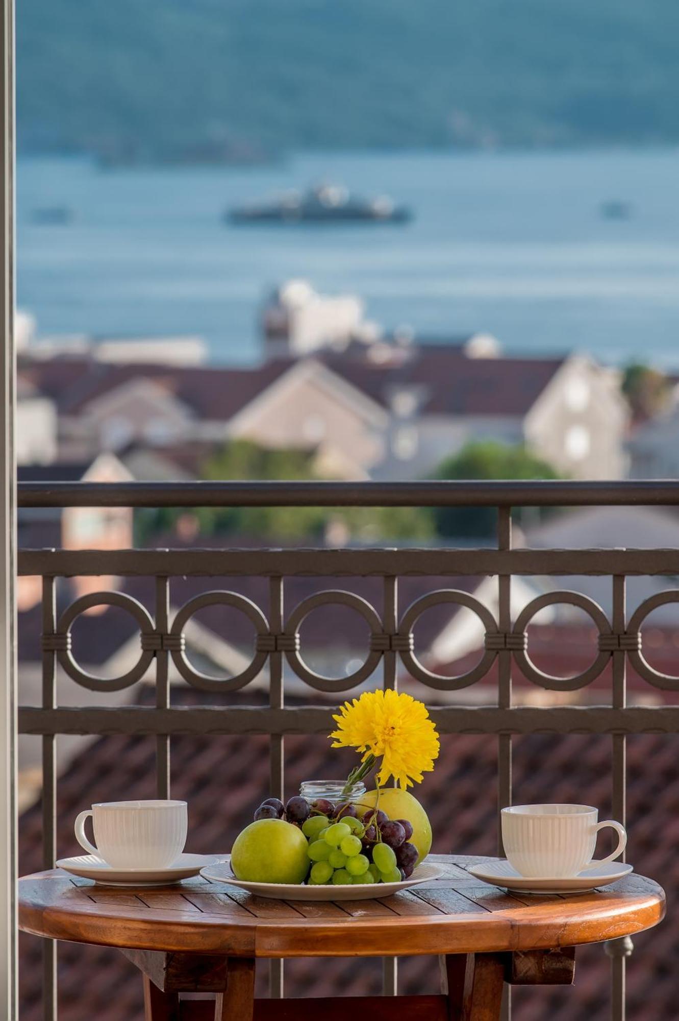 Luxury Apartments Ivanovic Tivat Zewnętrze zdjęcie