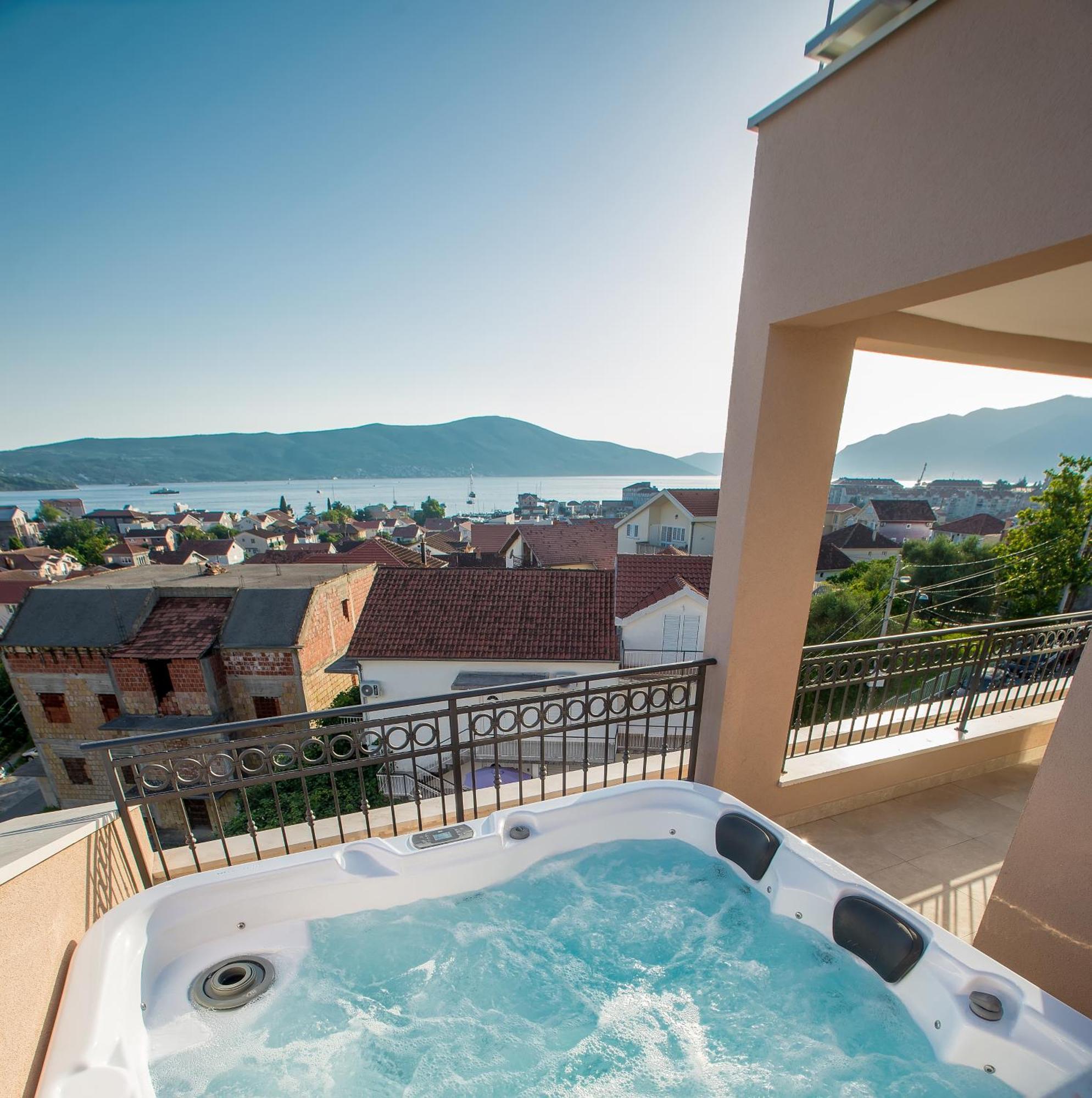 Luxury Apartments Ivanovic Tivat Zewnętrze zdjęcie